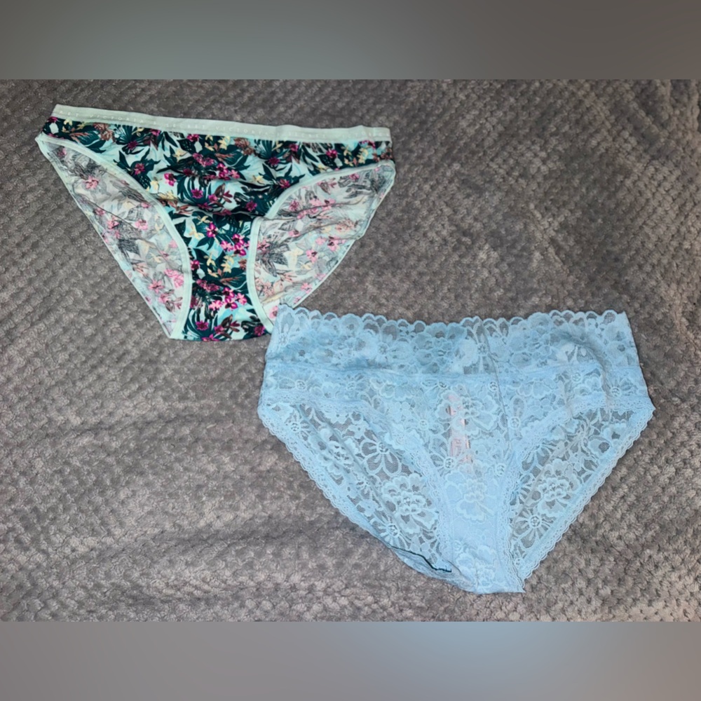 Victoria Secret women panties bundle size L